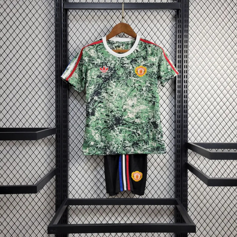 Camiseta Manchester United Edición Iimitada Adidas Retro 24/25 Conjunto Infantil
