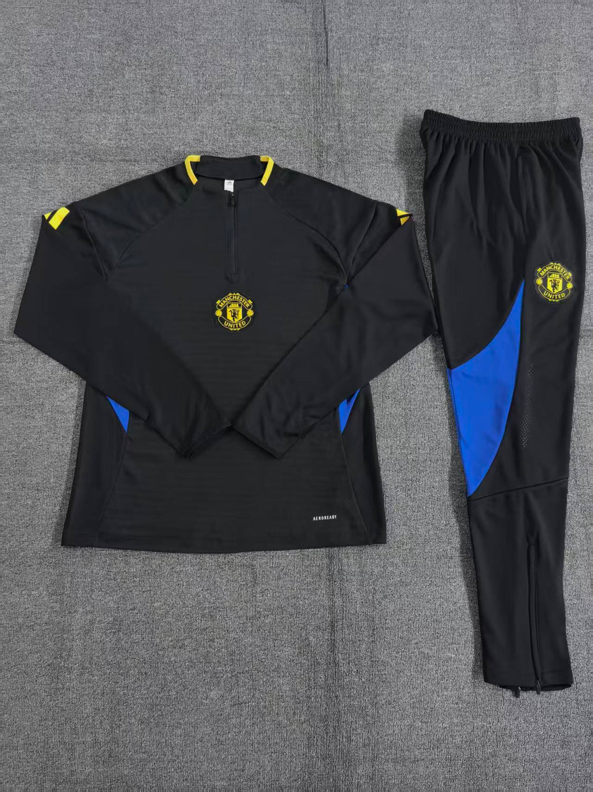 Kids Manchester United Training Tracksuits 25/26 Football Kit Soccer Jersey