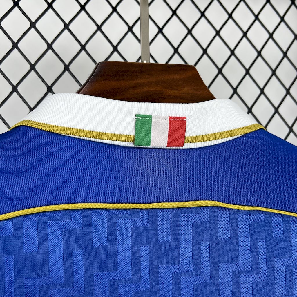 Retro Italy Jersey 1995 Home Football Kit Soccer Jersey