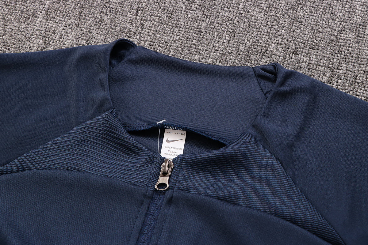 Tracksuit France